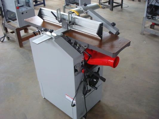 600mm Thicknesser Woodworking Machine เครื่องไสไม้ไฮดรอลิคอุตสาหกรรม