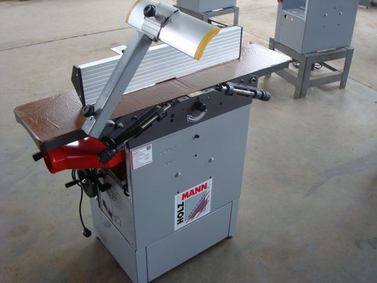 600mm Thicknesser Woodworking Machine เครื่องไสไม้ไฮดรอลิคอุตสาหกรรม