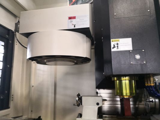 เครื่องกัดโลหะ ซีเอ็นซี 380V พร้อมแผ่นรองเท้า ซีเอ็นซี Machine Center