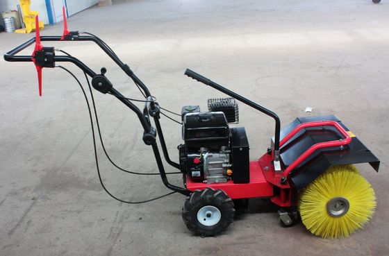 6.5HP Snow Power Brush Sweeper เดินหลัง Recoil Starter ความยืดหยุ่นสูง