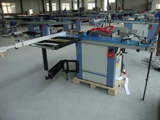 50HZ ซีเอ็นซี Sliding Table Saw เครื่องเลื่อยแผง ซีเอ็นซี ปรับความเร็วได้