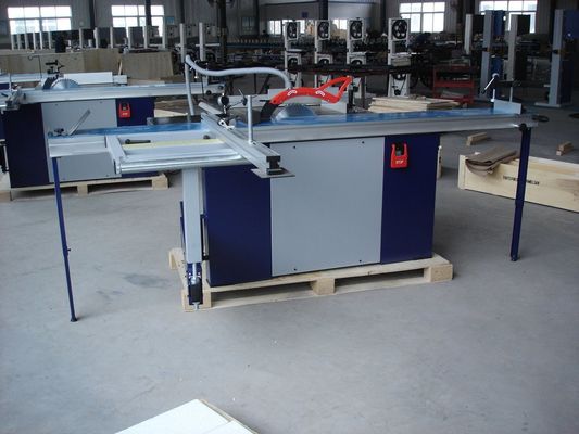 50HZ ซีเอ็นซี Sliding Table Saw เครื่องเลื่อยแผง ซีเอ็นซี ปรับความเร็วได้